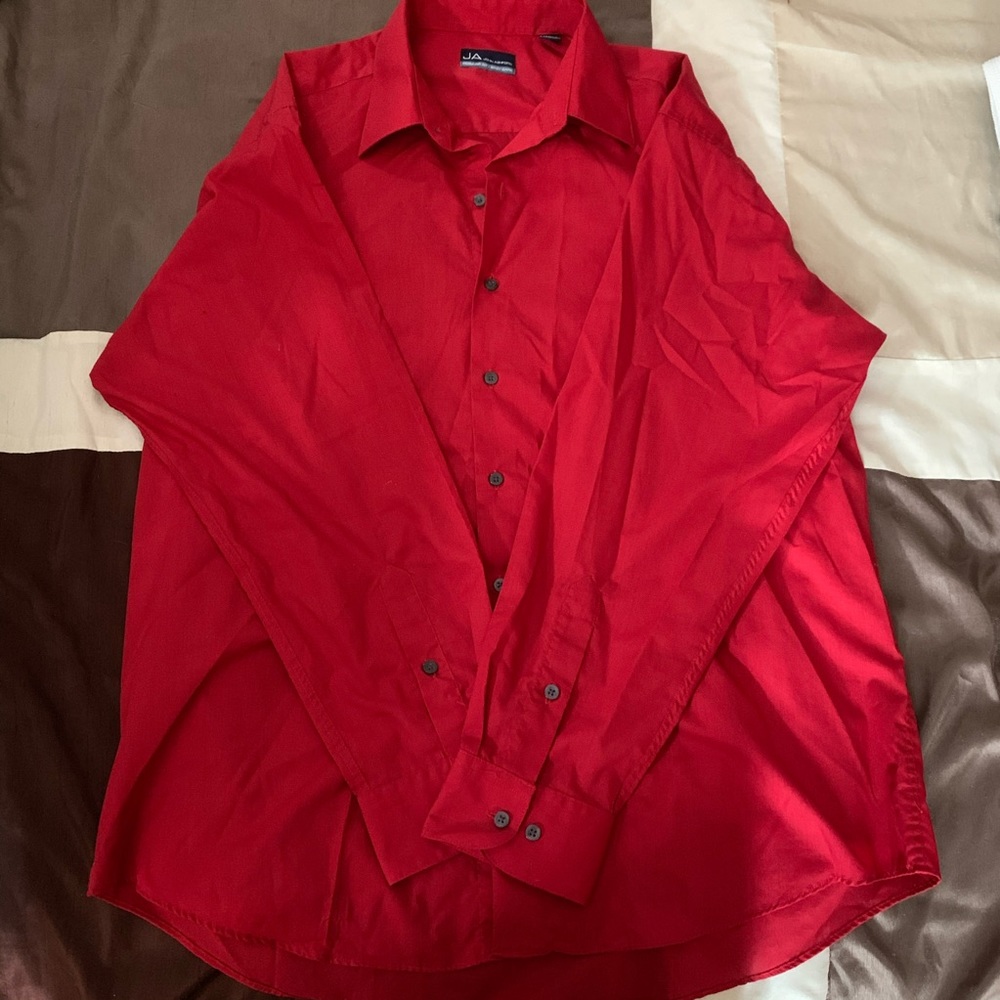 Men’s dress shirt